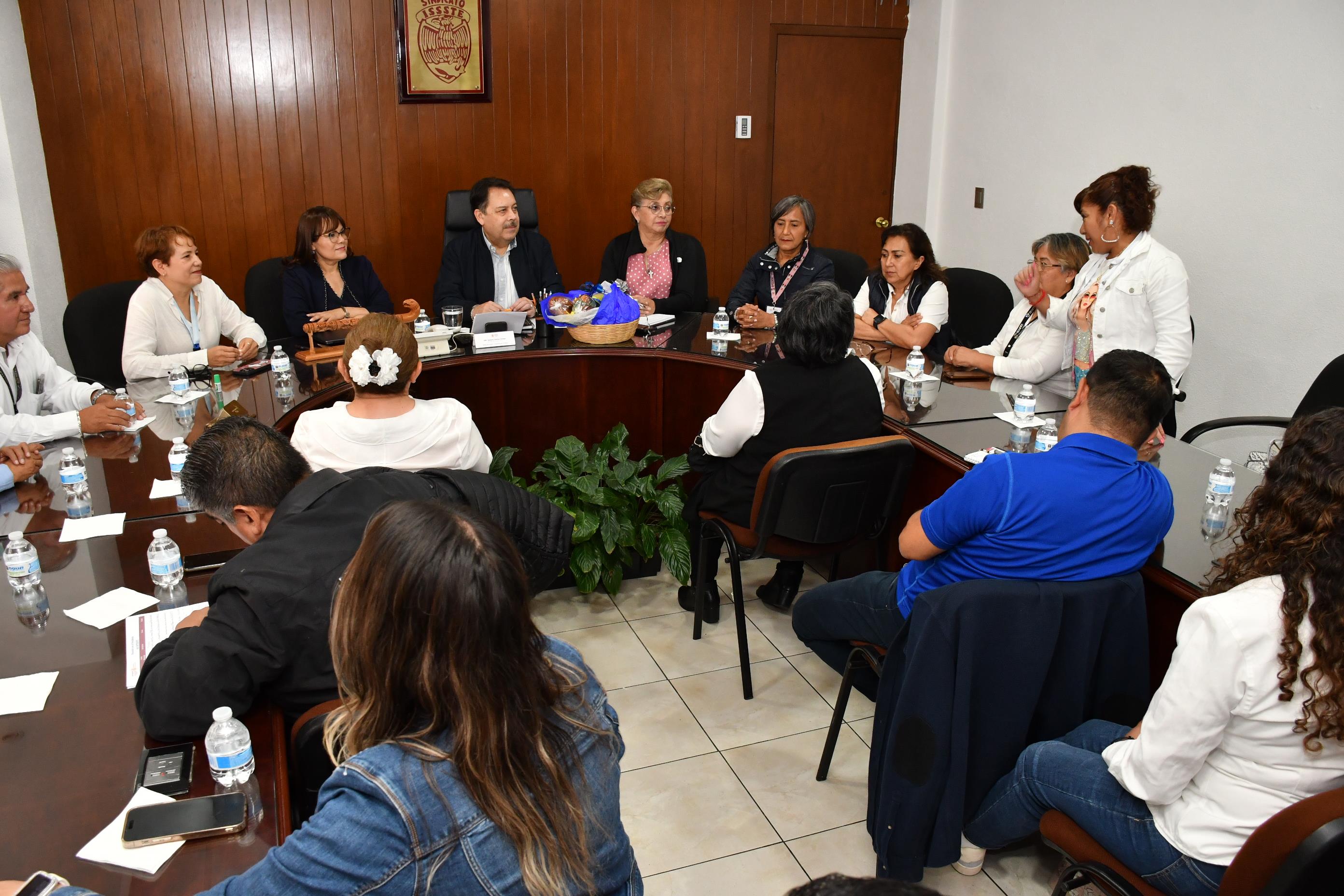 Audiencia con compañeros del estado de Tlaxcala